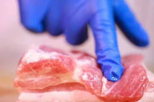 注水肉的危害有哪些？介绍七种鉴别注水肉的方法